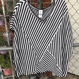 Cabi shawl/poncho knit top